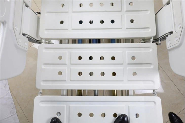 Electric Adjusted Lifted Hospital Bed